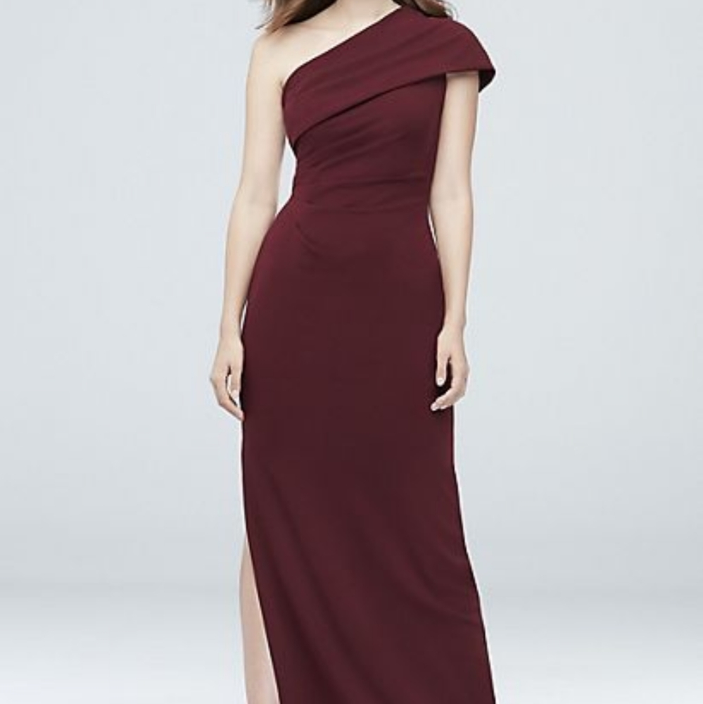 DB studios gown. Bridesmaid or formal